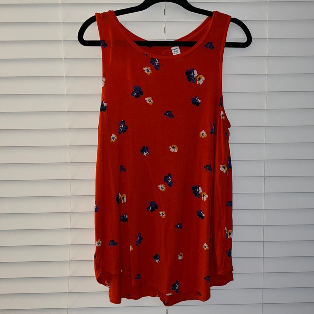 Old Navy Luxe Tank | Size L | Red floral